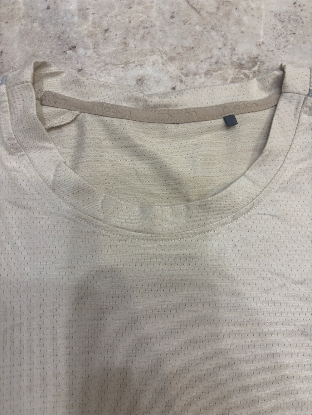 Men’s Workout Shirt Lot - Picture 6 of 8